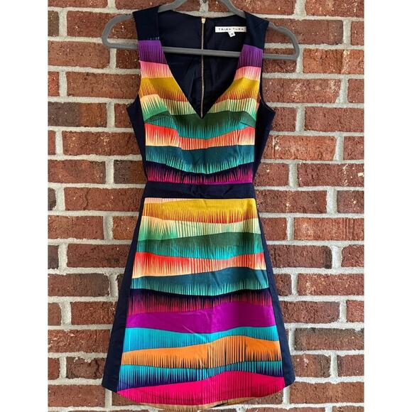 Trina Turk Colorful Abstract Stripe Sheath Dress Size 0 - Picture 1 of 6